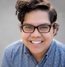 Juan Unzueta's Instagram, Twitter & Facebook