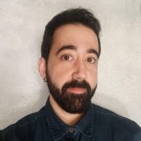 100+ perfiles de «Víctor Caballero»