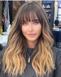 Siete alla ricerca di idee sui tagli capelli corti con frangia 2022? Tagli Di Capelli Con Frangia Le Idee A Cui Ispirarsi Trucchi Tv