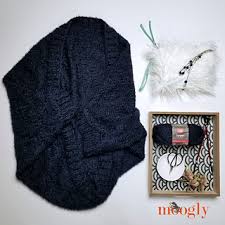 Welcome to h&m, your shopping destination for fashion online. Ravelry Strikke Cocoon Cardigan Pattern By Tamara Kelly