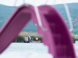 Egy tizenéves testvérpár kereséséhez riasztották a vízimentőket fonyódnál. Megtortent Az Idei Elso Tragedia A Velencei Tonal Frissitve Feol