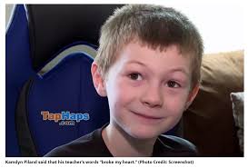 Over the course of this livestream, a clear pattern of targeted harassment  emerged. The comments directed toward SR included repeated negative and  hostile remarks from individuals such as Jen Wedell (40), Amber