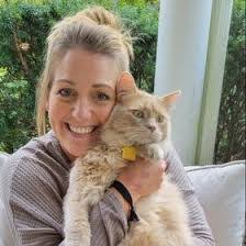 Mindy Hayden's Instagram, Twitter & Facebook