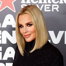 Vickie Lawson's Instagram, Twitter & Facebook