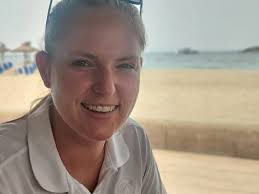 Former chief stew, instructor Carrie Lynn Kurka dies