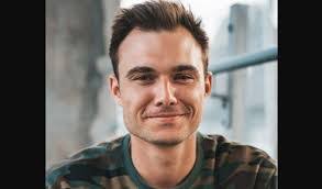 Jackson Dahl's Instagram, Twitter & Facebook