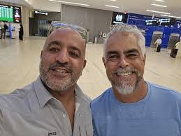 Robert Mckeen's Instagram, Twitter & Facebook