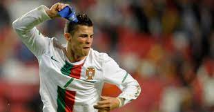 The budget deficit fell from 11.2% of gdp in 2010 to 1.8% in 2017, the country's lowest since democracy was restored in 1974, and surpassing the eu and imf projections of 3%. Cristiano Ronaldo Portugal V Spain 2010 Planet Football