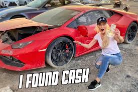 .din lume, unde se afla ele si in ce consta spectaculozitatea lor, potrivit interiorholoc: Vezi Parcarea Din Dubai Unde Sunt Abandonate Mii De MaÈini Exotice Video