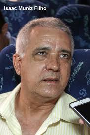 Isaac Muniz's Instagram, Twitter & Facebook