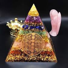 Orgonite Seven Chakra Energy Pyramid Aura Divination Jp Shop Energy Pyramid Orgonite Orgonite Pyramids