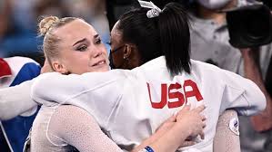 Куда только не вставляют бриллианты знаменитые красавицы. Zdt52p2k6dehxm