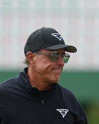 Greg Bodine's Instagram, Twitter & Facebook