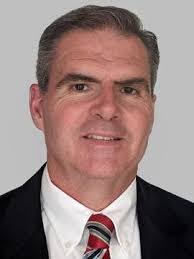 Dennis Farmer's Instagram, Twitter & Facebook