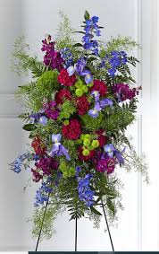 A professionally designed floral casket spray is a most special honour for us to create and deliver. Ftd Heavenly Skies Standing Spray In Cambridge Ma Coady Florist