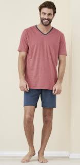 Pyjama, pyjashort, haut et bas de pyjamas… daxon vous présente sa sélection de vêtements de nuit homme, pour un confort de chaque instant. Pyjama Court Pour Homme Coton Bio Equitable