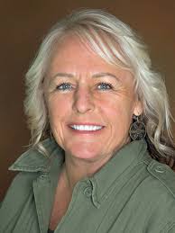 Leonel Valdes, Agent