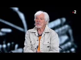 In the age of an economical struggle and technological advancement. Hugues Aufray Presque 90 Ans Et En Pleine Forme Youtube