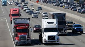 Owning a business is a massive responsibility. Feds Reject Insurance Hike For Big Rigs Pleasing Independent Truckers Rankling Safety Advocates Salon Com