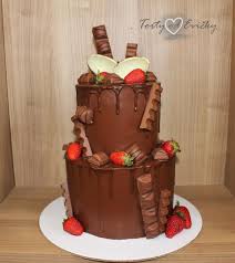 Kinder Cake By Cakes By Evicka Crazy Cakes Cake Cupcake Cakes