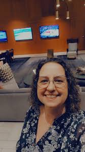 I know a lot of people say they want more in 202. More freedom. More  flexibility. More options. But if you're in network marketing and quietly  struggling, stuck in your head, second-guessing