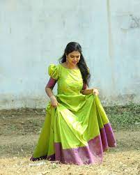 Singer Ramya Behara Photo Gallery | Ramya Behara: పాటలతో ఆకట్టుకునే రమ్య  బెహరాను చూస్తే కవిగా మారాల్సిందే
