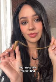 Discover Vintage Jewelry Finds at Flea Markets