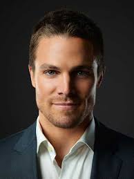 Stephen Amell