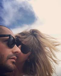 Je t'aime etc… : Daphné Bürki va accueillir de nouveaux chroniqueurs dont  une surprise !