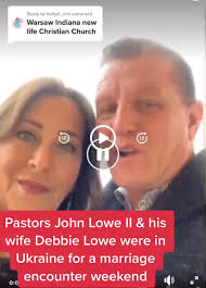 Is Jonathan Lowe Married