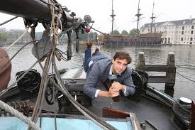 Thierry baudet (1983) ll.m., studied law and history at the university of amsterdam, and received his phd from leiden university. Twitter à¤ªà¤° Opinieblad Forum Voor Het Zwembad Https T Co Ar3gfeinad Lag Thierry Baudet Eerder Op Zijn Piano En Daarna Op Een Boot Voor Dit Interview In Forum De Schwung Moet Weer Terug In Nederland