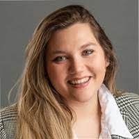 Victoria Lear's Instagram, Twitter & Facebook