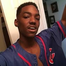 Deshae Johnson's Instagram, Twitter & Facebook