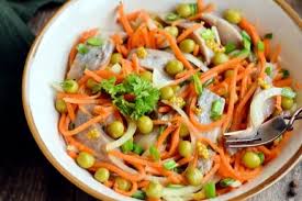салат из моркови по корейски с курицей и фасолью Otmennyj Salat S Seledkoj I Morkovyu Po Korejski Eda Kulinariya Idei Dlya Blyud