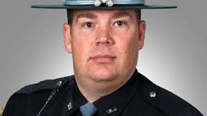 Dexter Whitten's Instagram, Twitter & Facebook