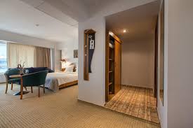 Hoteluri litoral, oferte in mamaia, eforie, neptun, jupiter, saturn, litoralul romanesc. Direct Booking Directbooking Twitter