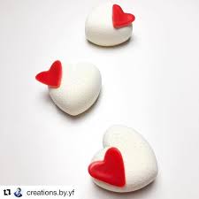 Repost Creations By Yf Happy Valentines Day Petite Creation Autour De La St Valentin Composition Creme Vanille Inser Valentine Happy Valentine Food Photo