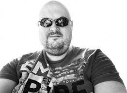 Philip Mill's Instagram, Twitter & Facebook