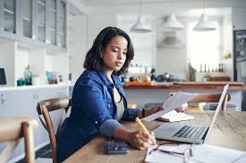 Most credit card agreements, or cardholder agreements, specify that payments for less than the minimum amount due are subject to late fees. Why You Shouldn T Only Make Minimum Credit Card Payments