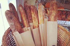 À paris, la baguette, c'est tout un art ! La Meilleure Baguette De Paris Twinswheel Et Simbakubwa Weekly Fr