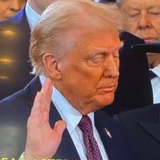 Jenna Langer (@Jenna_Langer)