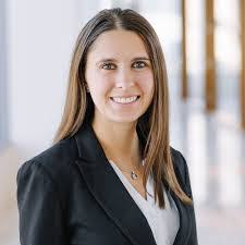 Elizabeth Faber's Instagram, Twitter & Facebook