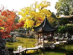 Spring Has Sprung Visit Gorgeous Gardens Around The World Chinese Classical Gardens Chinese Garden Garden Art