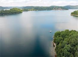 Smallmouth bass, lake trout a tennessee state fishing license is required and will allow you to fish anywhere on dale hollow lake. The Pointe The Pointe Is Private Gated Community On Dale Hollow Lake Moss Tennessee With Lake And Mountain Views