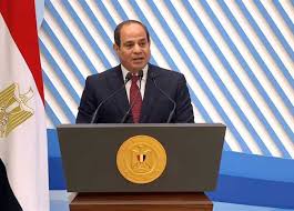 Ø§Ù„Ø³ÙŠØ³ÙŠ Ø¯ÙØ¹ Ù…Ù† Ù…Ø§Ù„Ù‡ Ø§Ù„Ø®Ø§Øµ Ø£Ø³Ø§Ù…Ø© Ø§Ù„Ø£Ø²Ù‡Ø±ÙŠ ÙŠØ³ØªØ¹Ø±Ø¶ Ø¬Ù‡ÙˆØ¯ Ø­Ù„ Ù…Ø´ÙƒÙ„Ø© Ø§Ù„ØºØ§Ø±Ù…Ø§Øª Ø§Ù„Ù…ØµØ±ÙŠ Ø§Ù„ÙŠÙˆÙ…