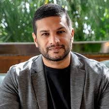 Rizwan Kassim's Instagram, Twitter & Facebook