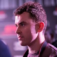 Christopher Moylan (@sniffymoylan)