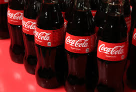 Caricato alle 13 luglio 2019. Diversi Lotti Di Bottiglie Di Coca Cola Sono Stati Richiamati Perche Potrebbero Contenere Filamenti Di Vetro Il Post