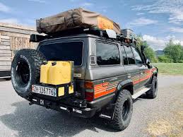 zu verkaufen toyota land cruiser hj61 51 000 explorer magazin toyota cruiser land cruiser toyota land cruiser