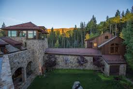 Check out the oprah tour schedule below to find out more, visit this site regularly for the latest announcements, and get your tickets as soon as you can! Nestquest Tour This High Tech Ski Home That Oprah Winfrey Just Dropped 14 Million On